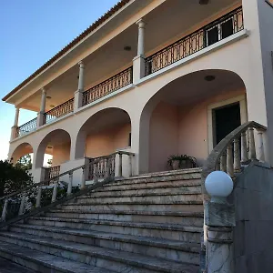 Alojamento de Acomodação e Pequeno-almoço Aedan Sintra